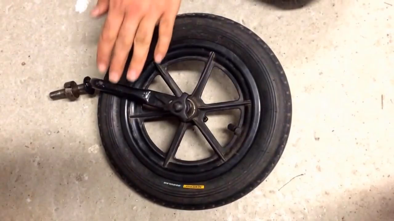 How do you put up a buggy?