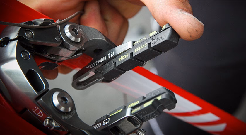 How do I change disc brake pads?