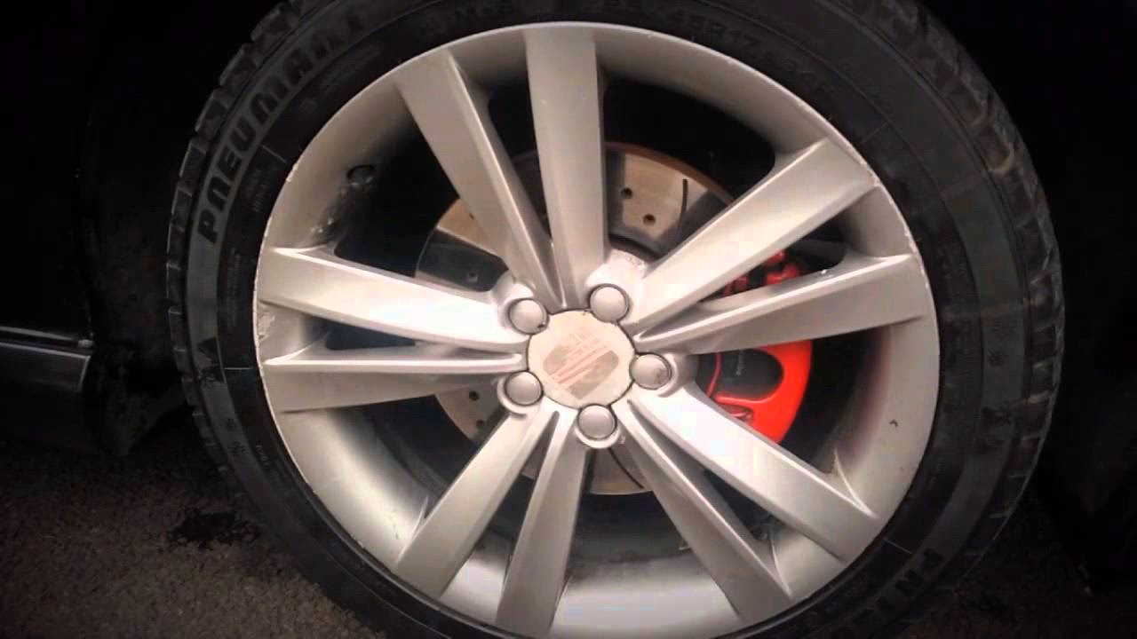 Are mTEC brake discs drilled or grooved?