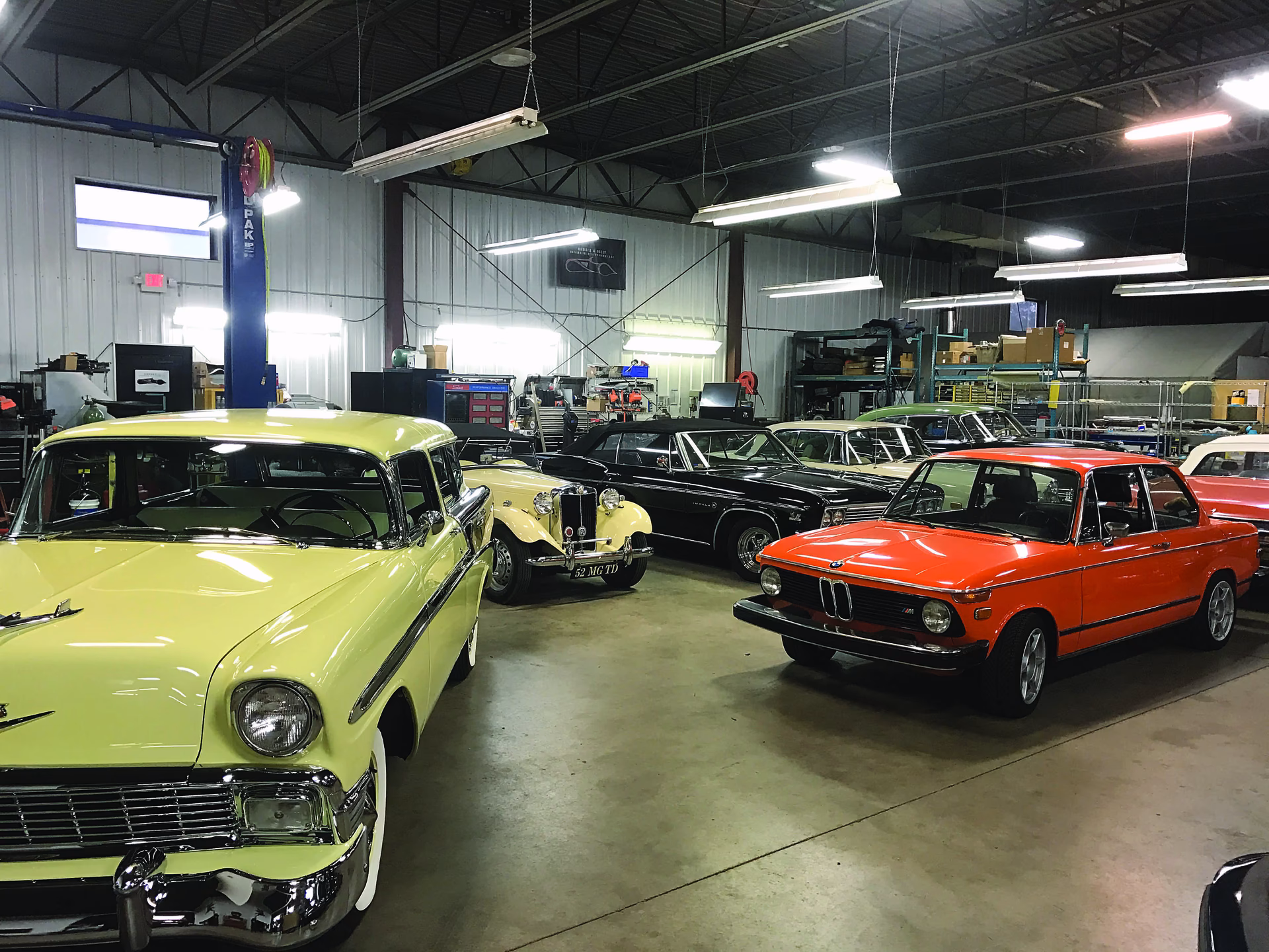 Who sells rhubarb & liquorice?