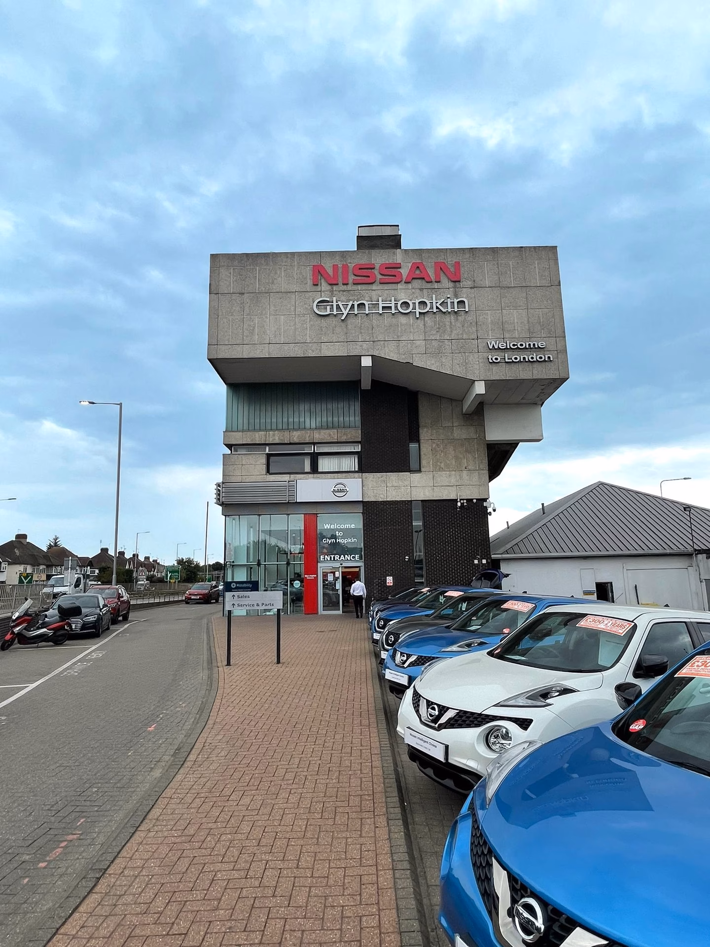 When do I pay Glyn Hopkin Mill Hill mg/Nissan?