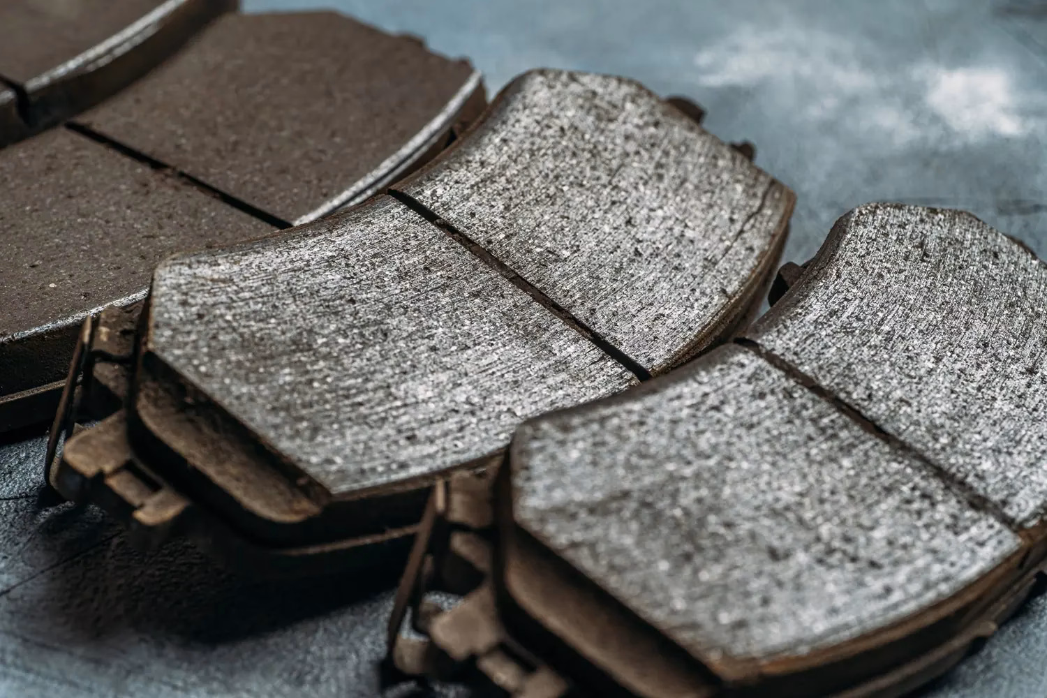 Are OEM brake pads better than aftermarket?