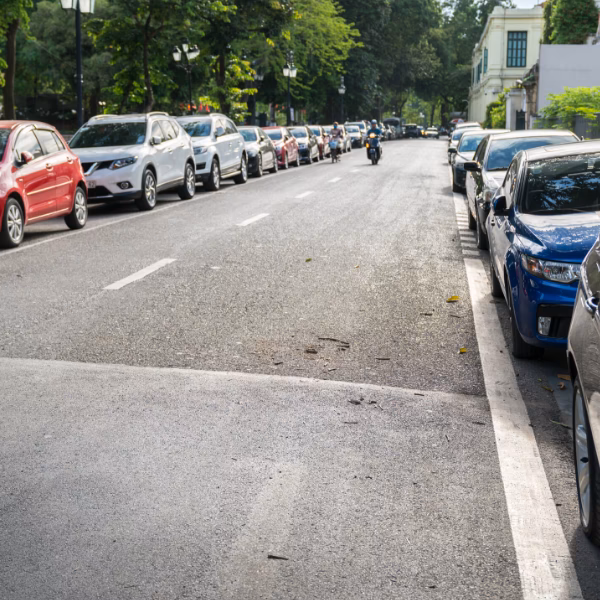 Can I Park my Car on a public road if my Mot expired?