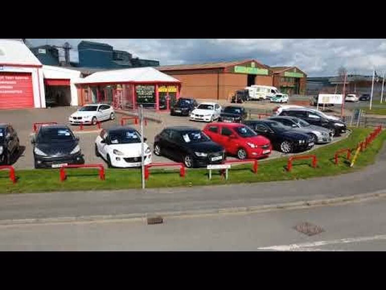 Where is the Northallerton showroom located?