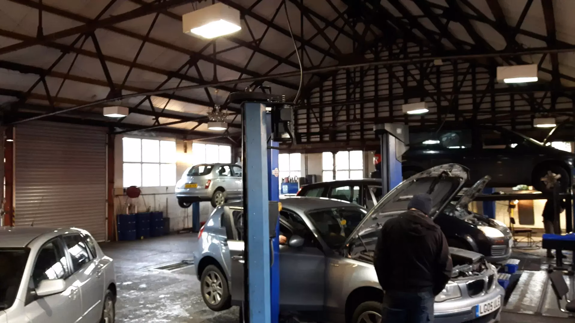 What services does Oakhill garage offer?
