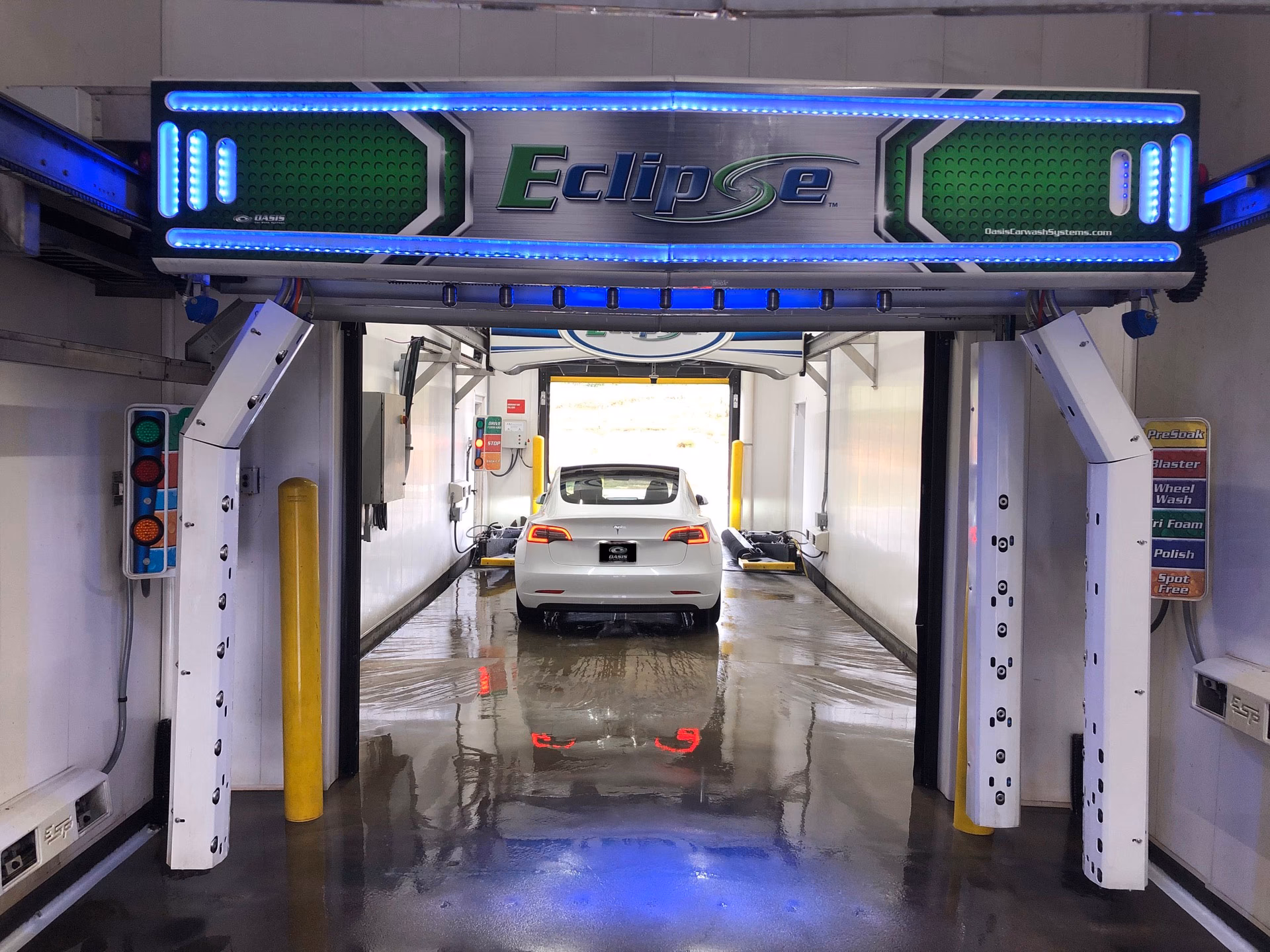 What is Oasis car wash?