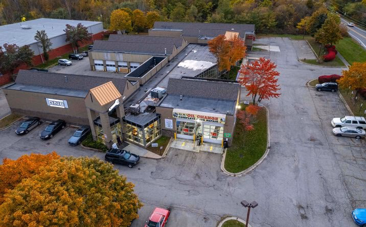 How many Michigan auto repair and service shops are there?