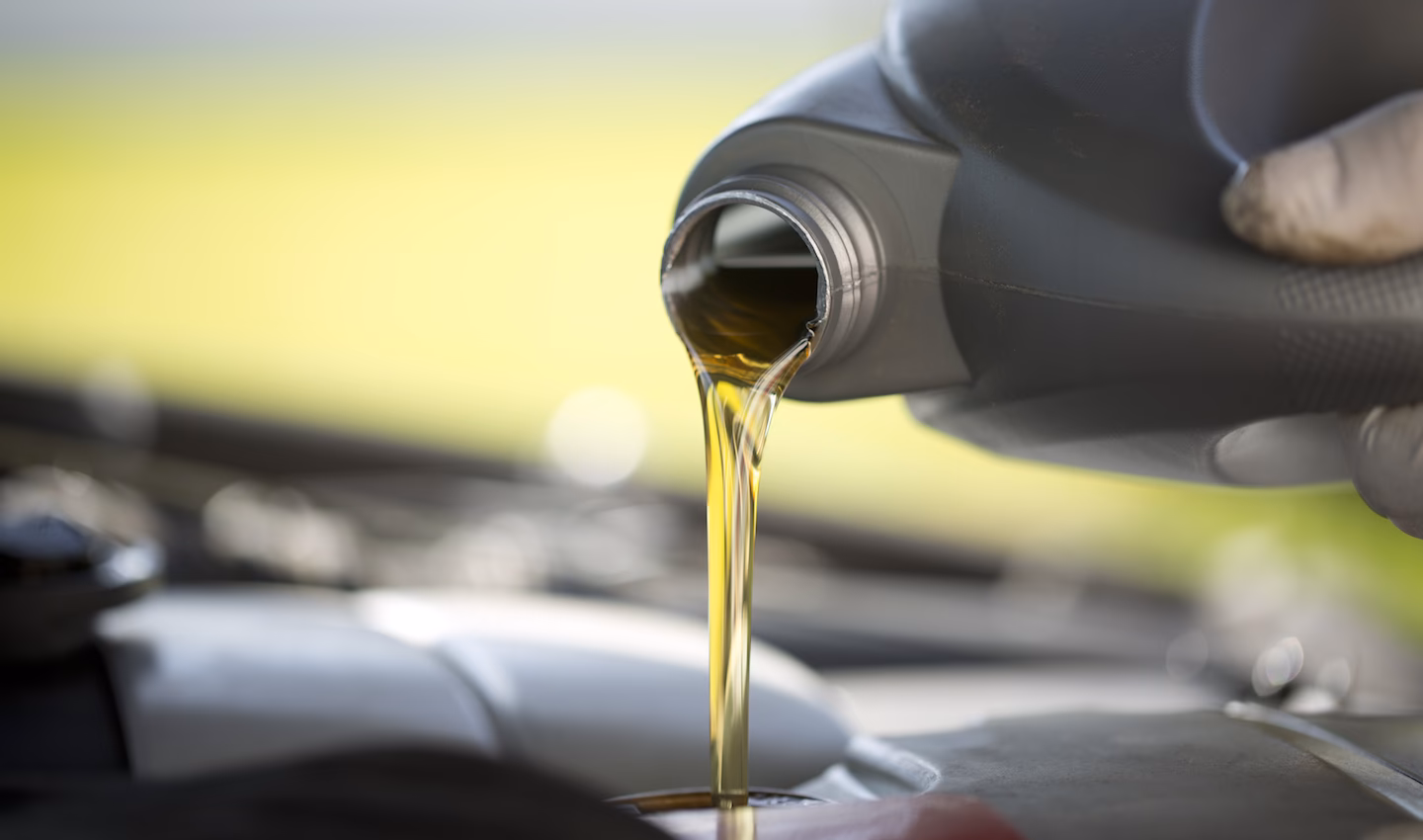 How do I determine the correct oil capacity?