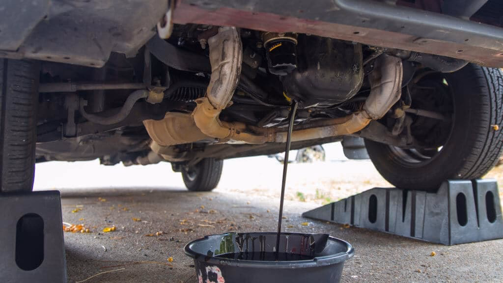 How long does it take to change engine oil?