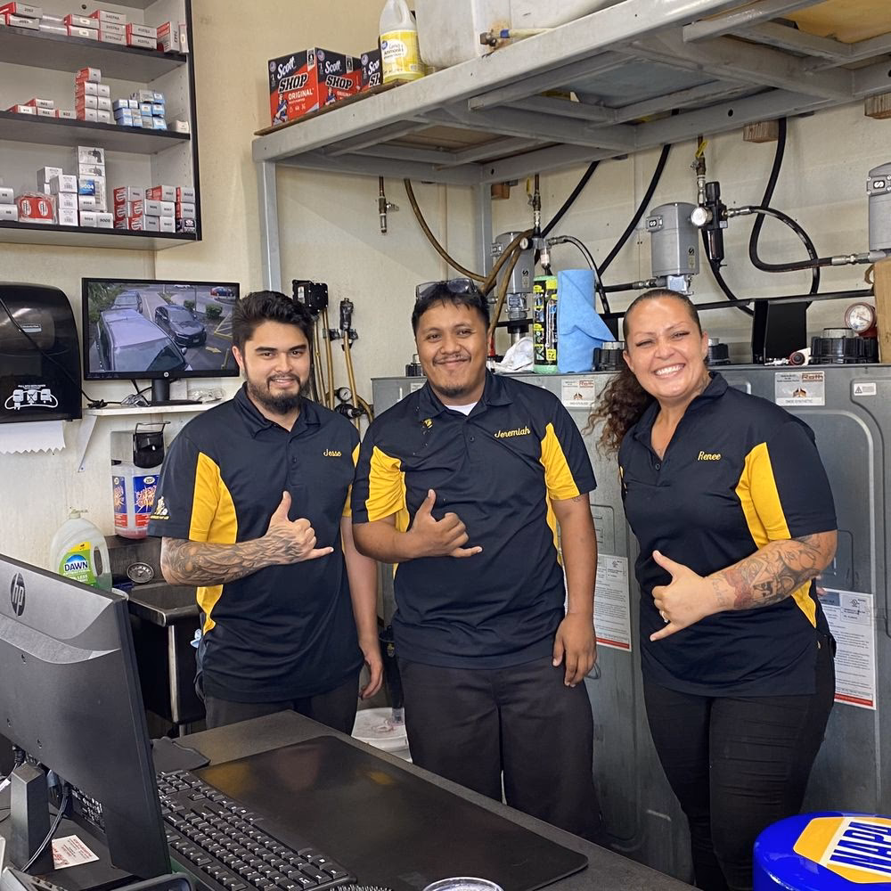 How long does it take to change oil & fluid?