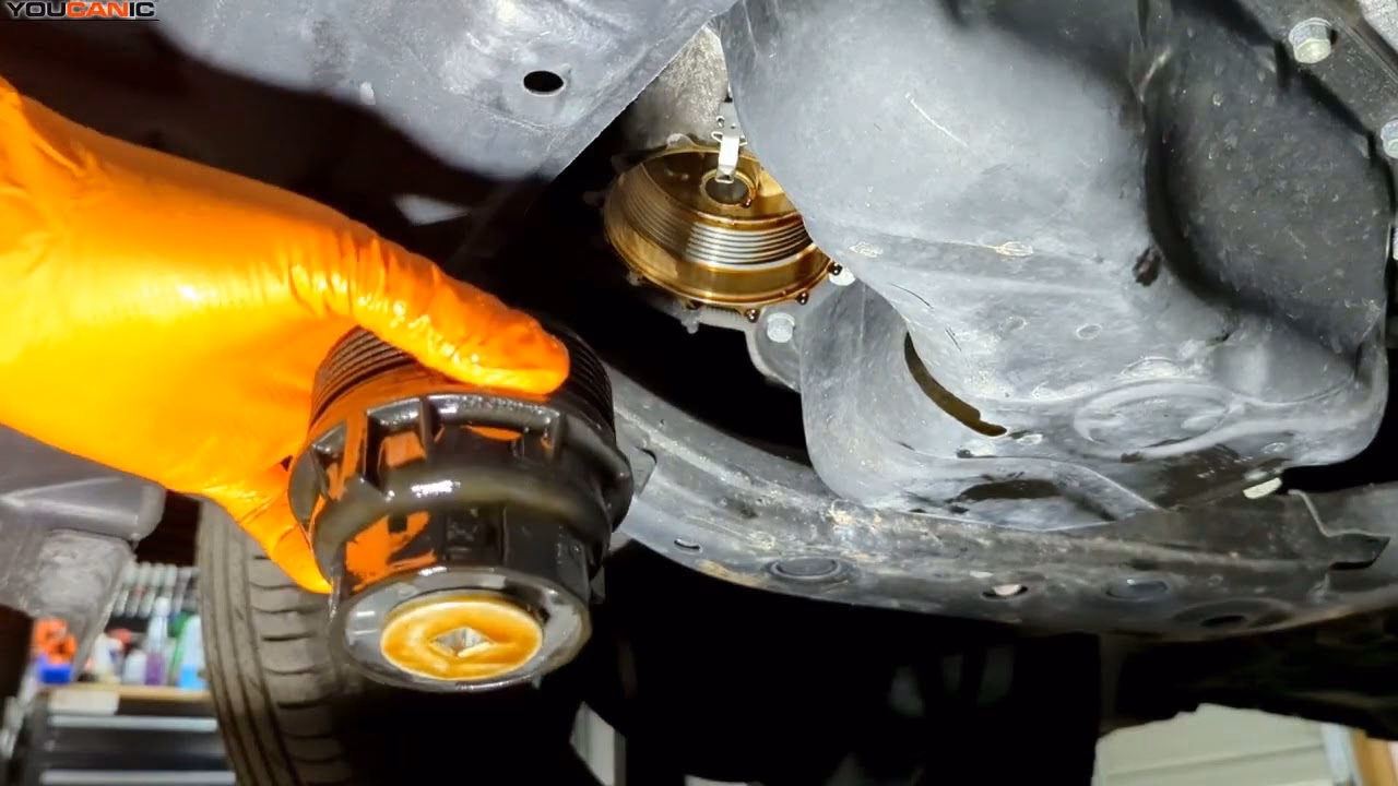 How do I perform an oil change on a Lexus RX 350?