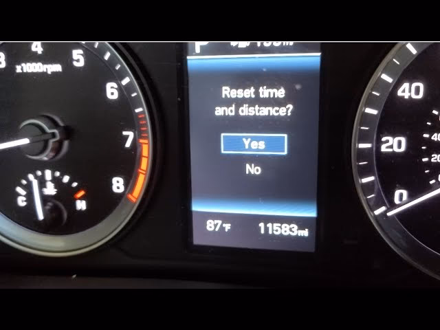 Does the Hyundai Sonata need an oil change?
