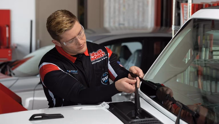 What makes service Masters auto repair in Draper UT convenient?