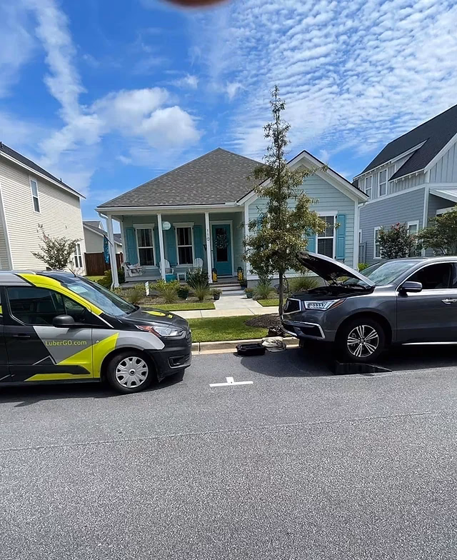 Who is Summerville SpeeDee Oil Change & auto service?