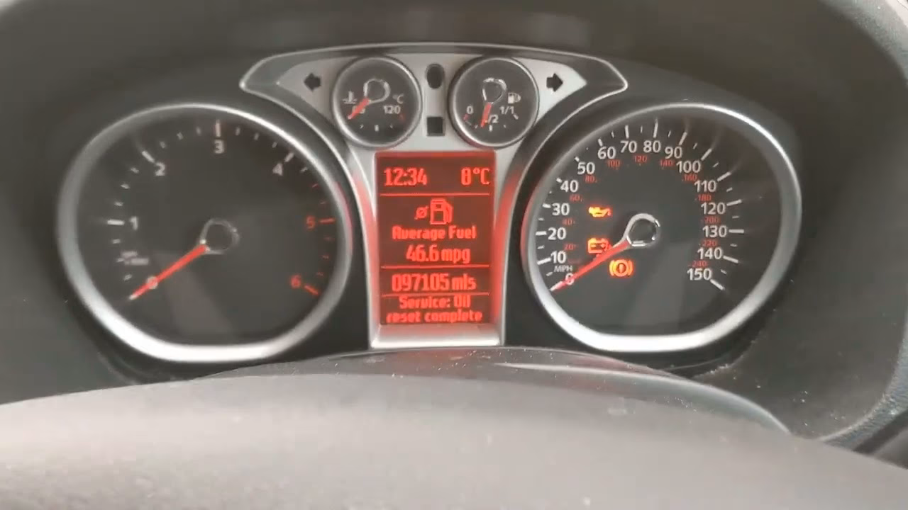 Why does my Kuga have a yellow warning light?