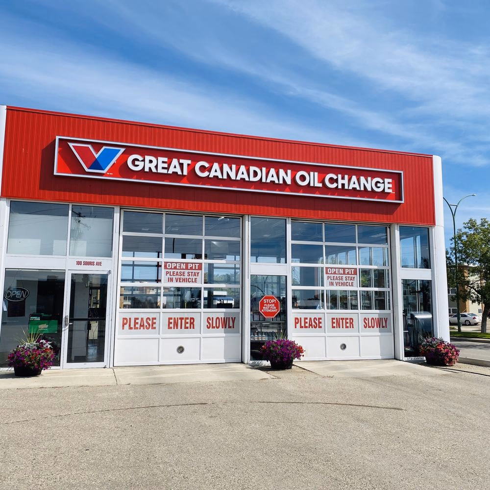 Does VIP Lube offer oil change service?