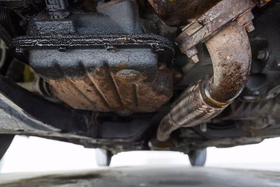 Can an oil leak fail my Mot?