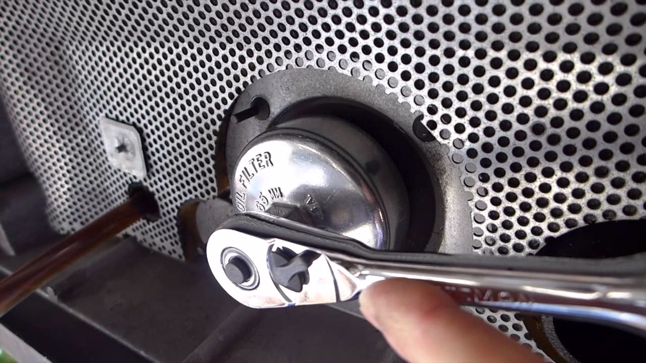 Can I use Rotella diesel oil in my Onan 5500?