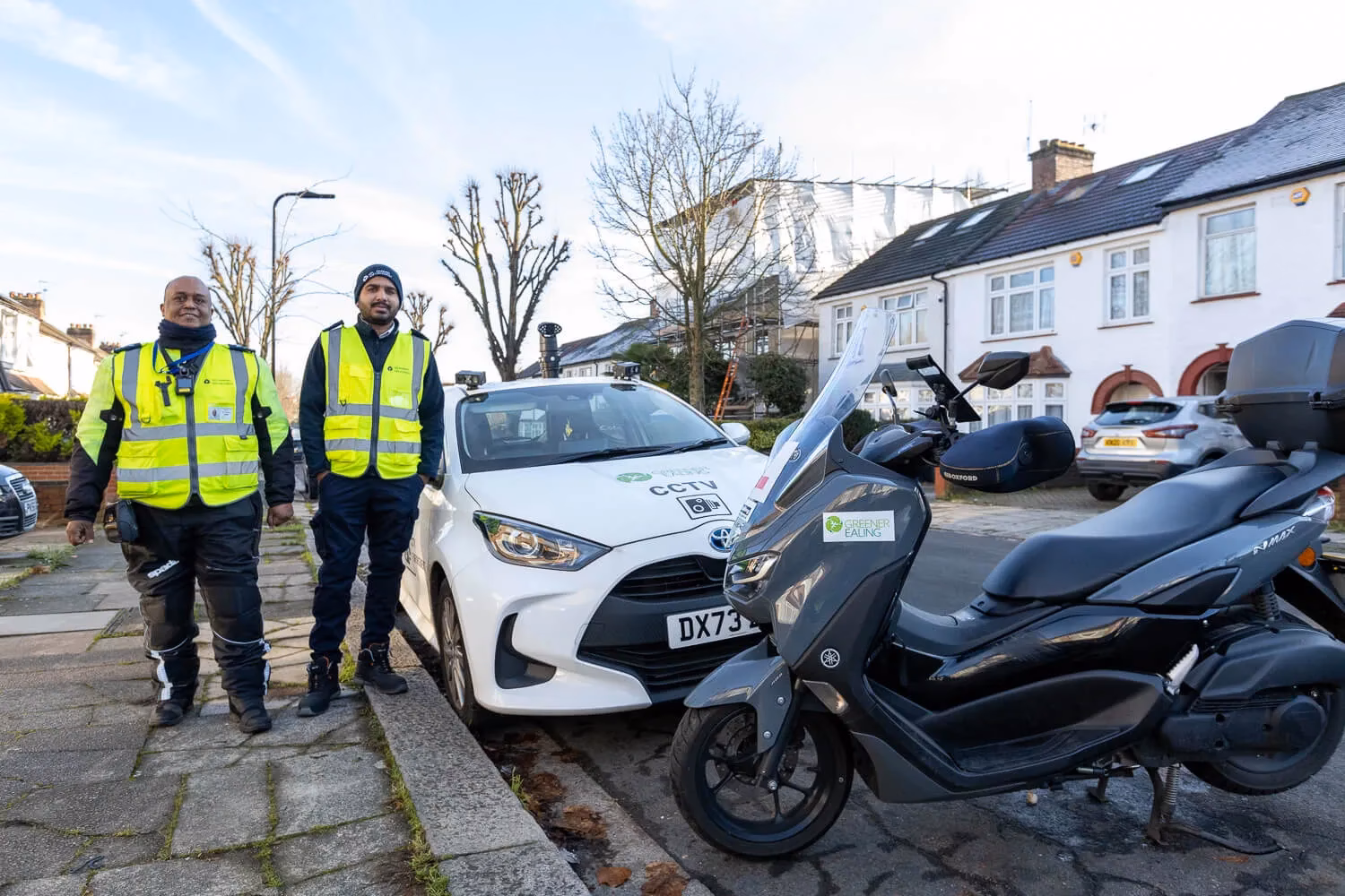 How do I change a vehicle on a car park permit?