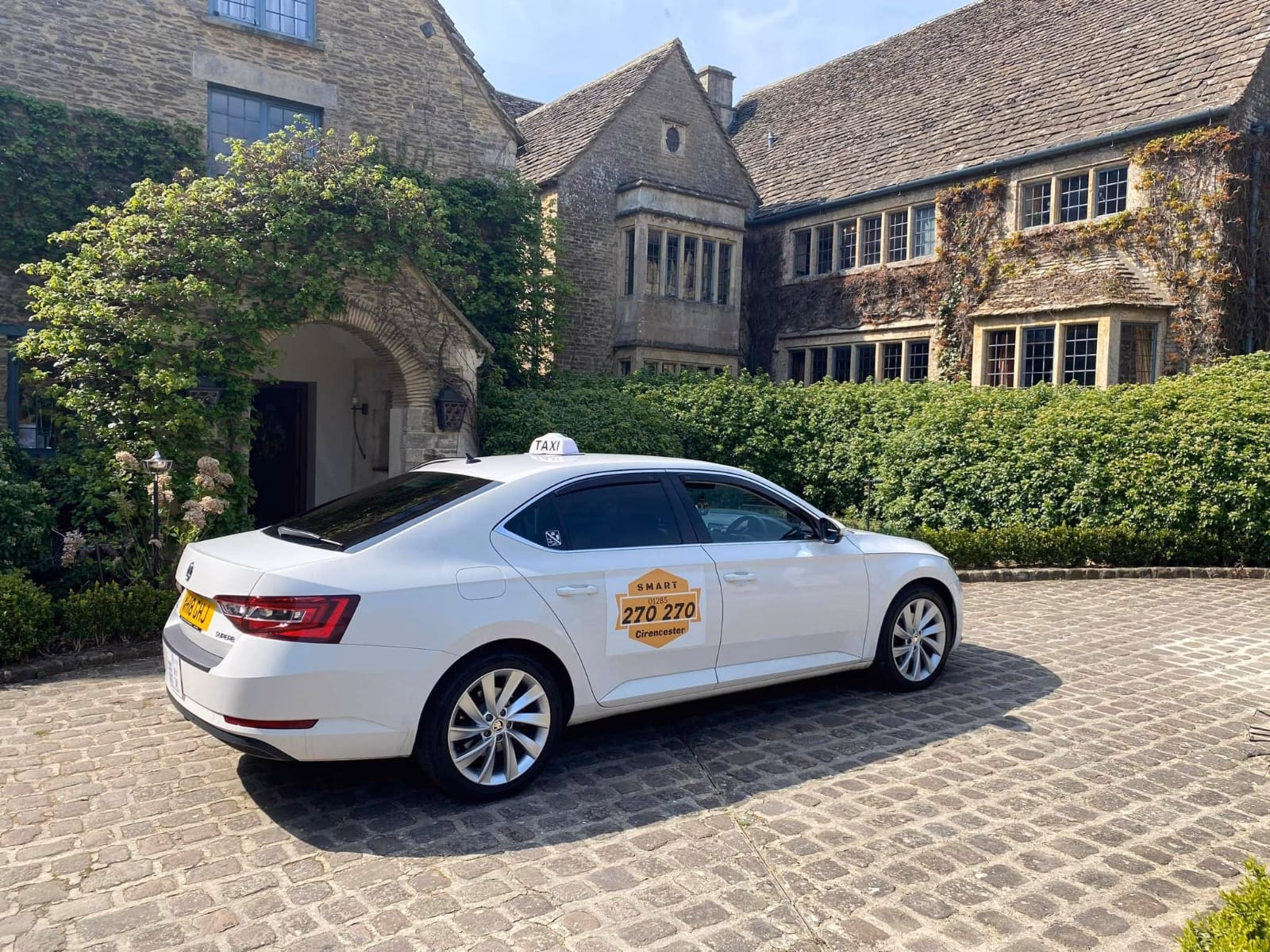 Who is Smiley taxi Cirencester?