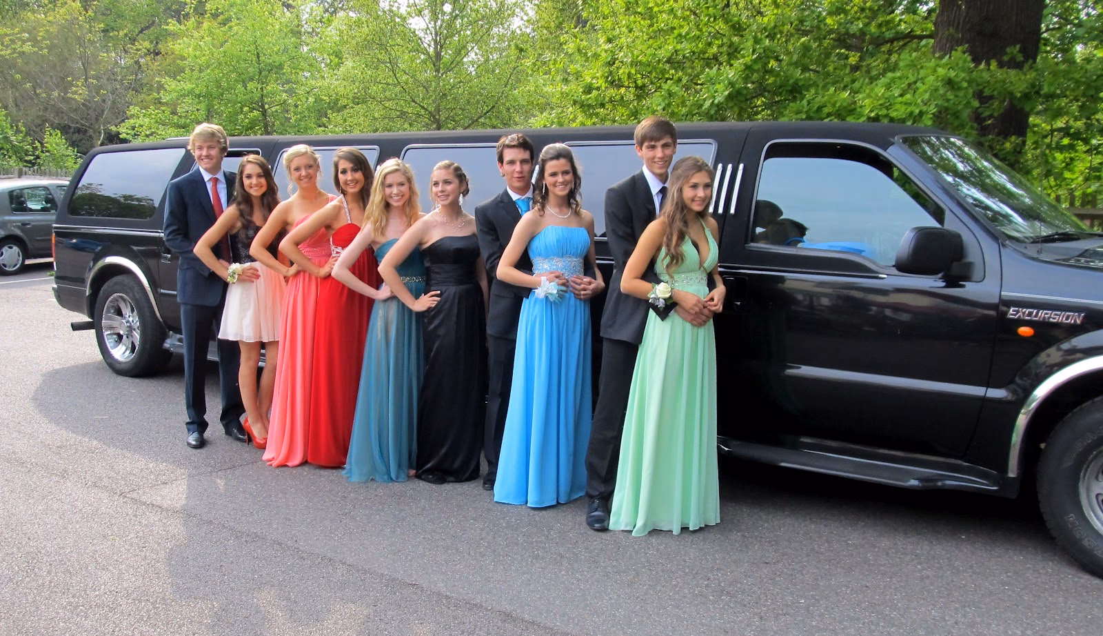 What cars are available for prom car hire?