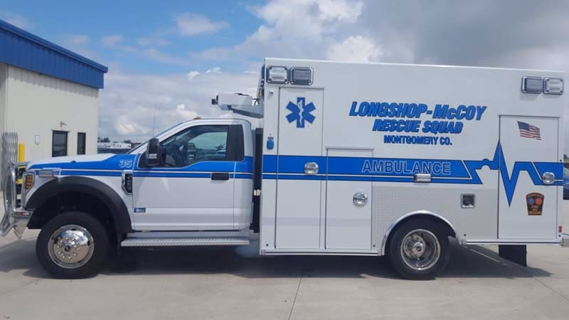 Can a vehicle with fewer than 9 seats be a public service vehicle?