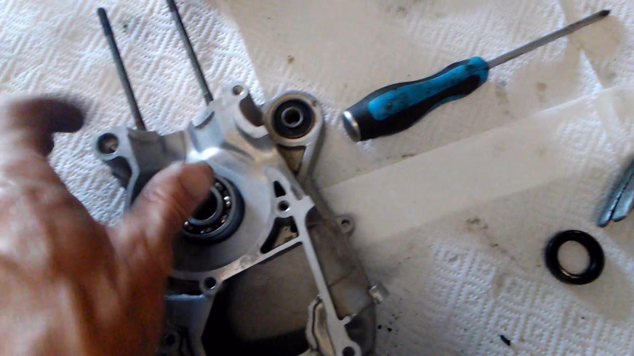 What are the specifications of a PW50 cylinder?