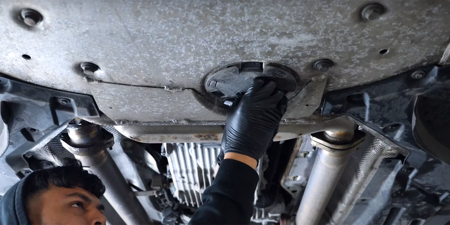 What is the R44 maintenance manual?