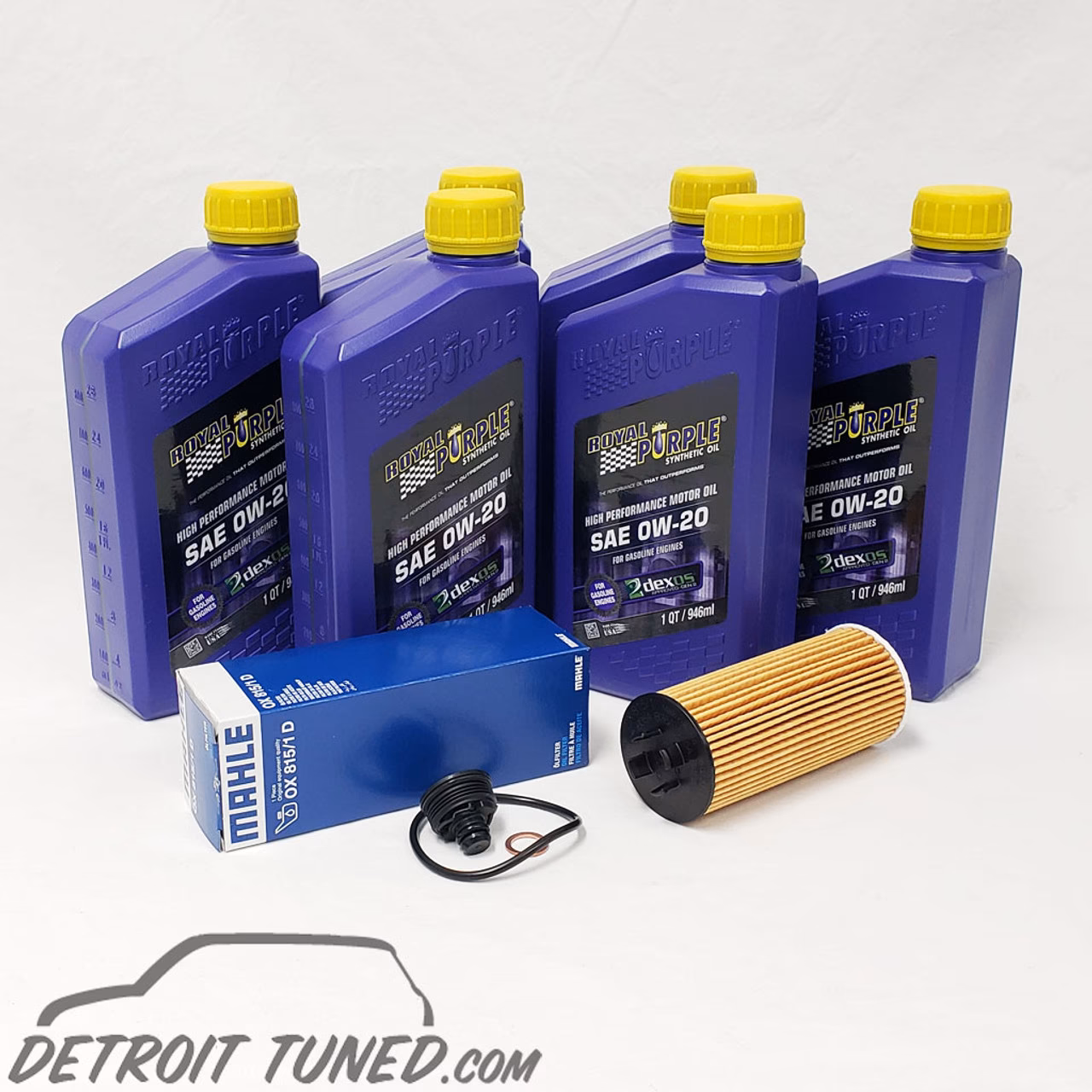 How much oil does a R53 use?