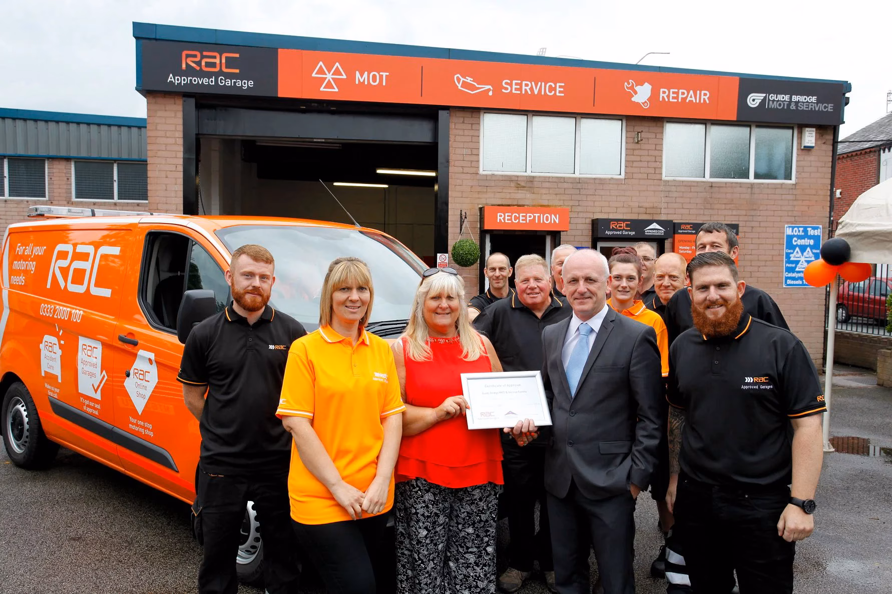Should you choose RAC mobile mechanics or RAC approved garages?