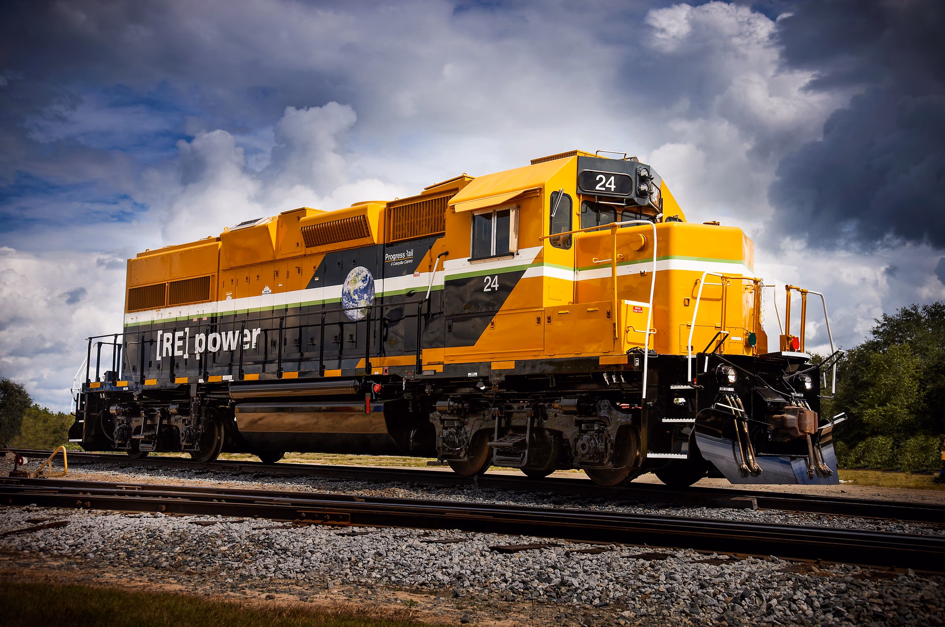 Who is Aus railway services?