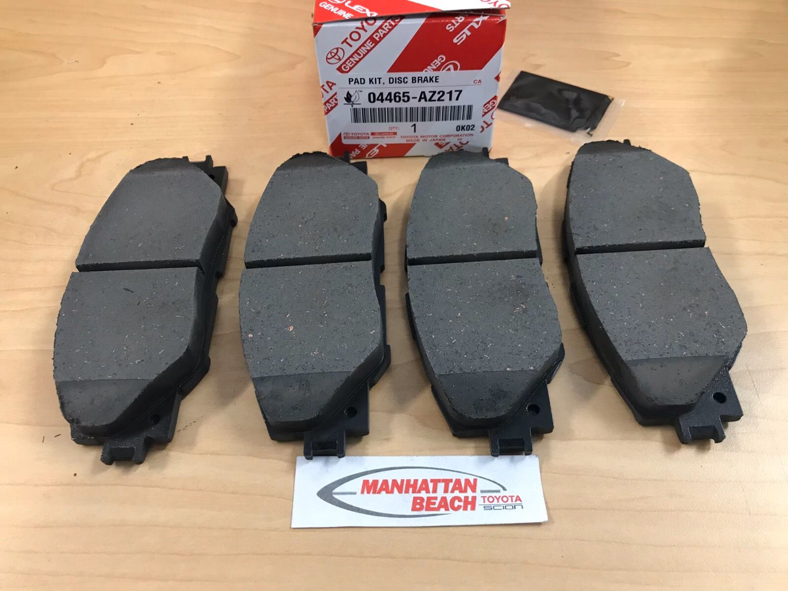 What is the Toyota RAV4 2.4 x braking system?