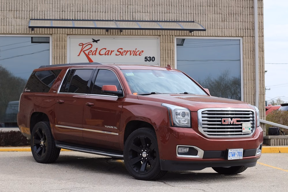 Does red car service work 24 hours a day?