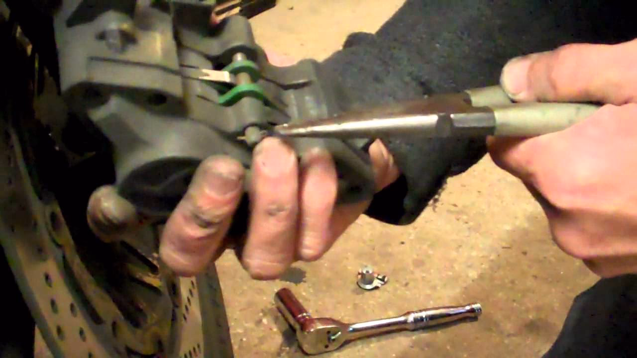 How many Suzuki GSF650 manuals are there?