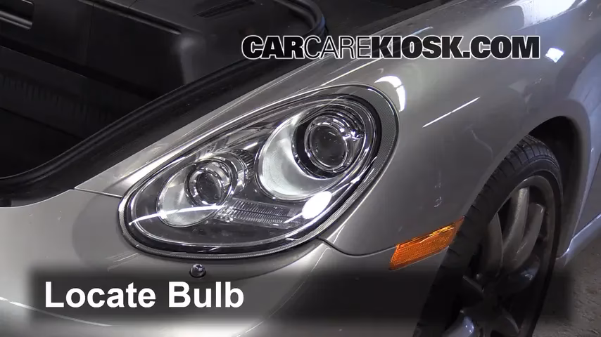 What kind of light bulb does a Porsche Boxster 1998 have?