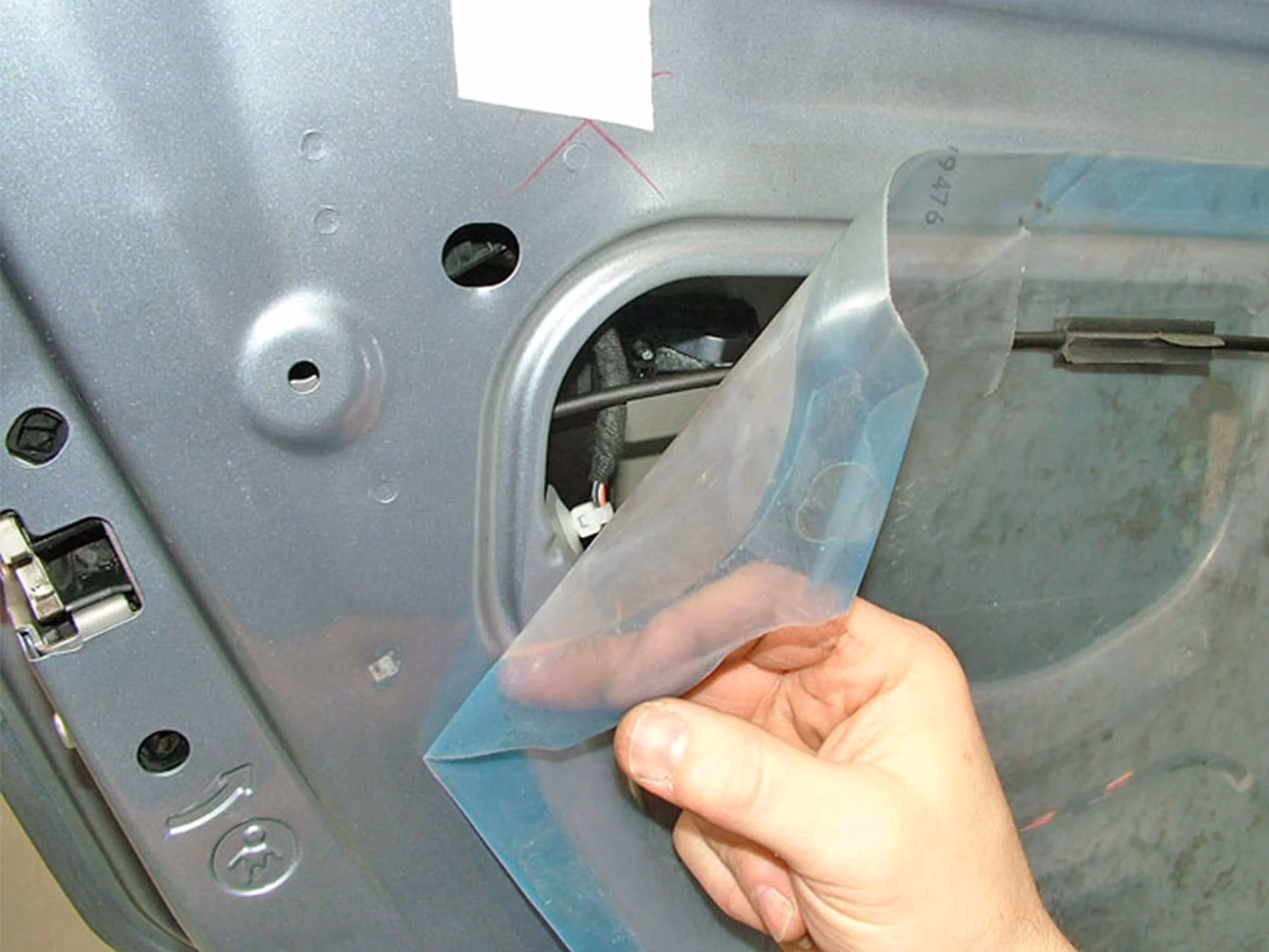 How do you fix a leak in a car?