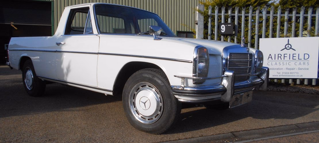 Who are classic car restoration technicians?