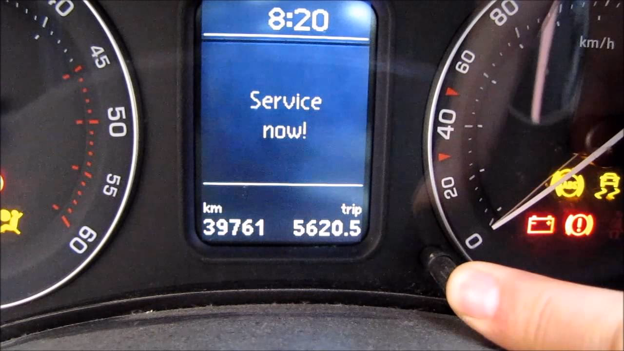 How do I Reset my Skoda Rapid service light?