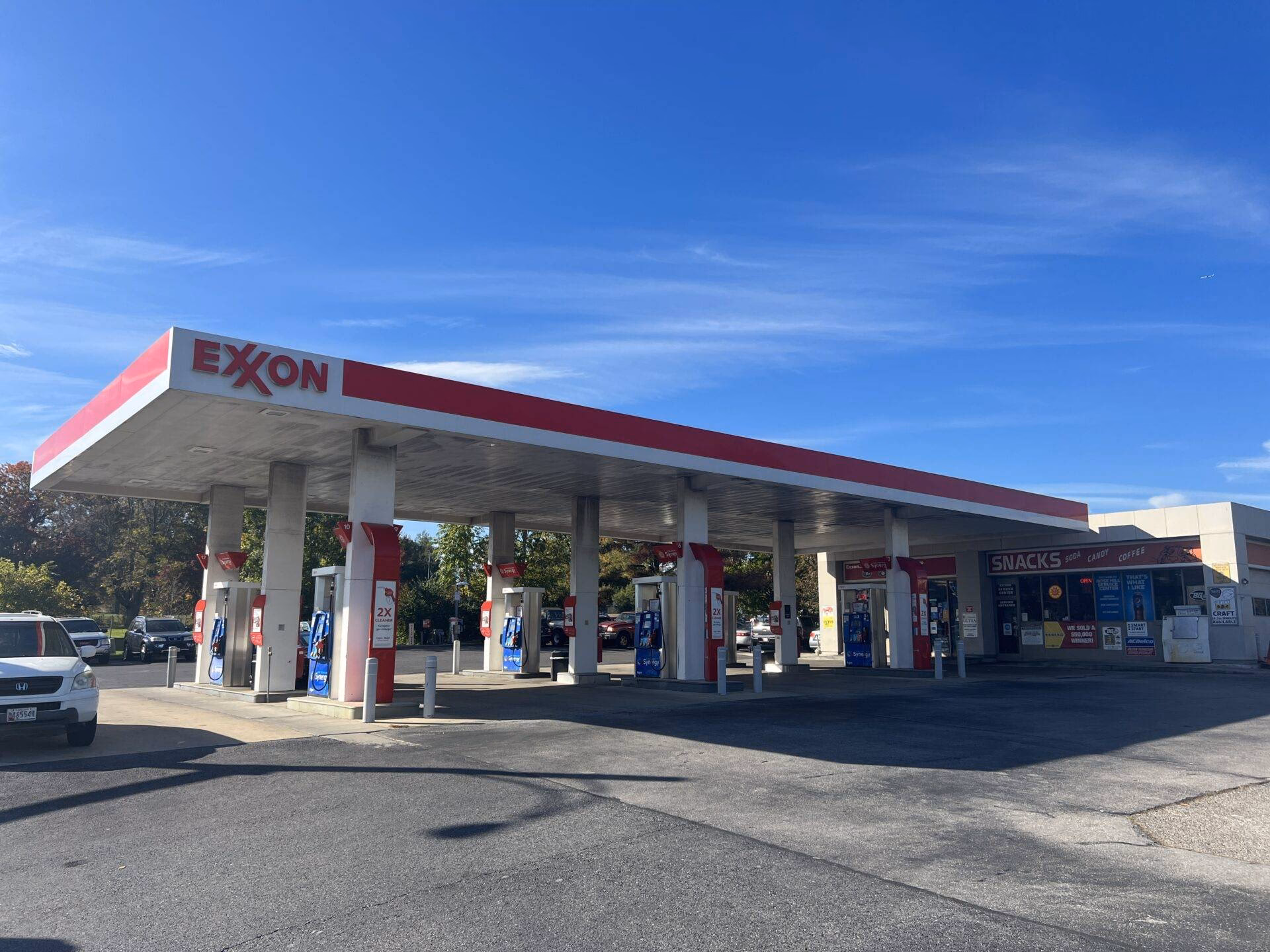 Where is Rose Hill Park Garage Ltd?