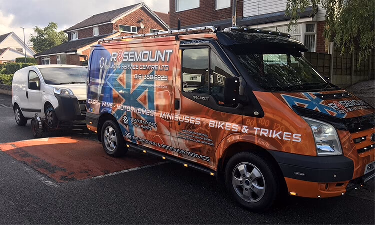 Where is white rose Motors MOT test centre?