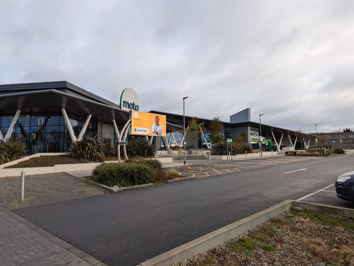 Does Rugby Central have a car park?