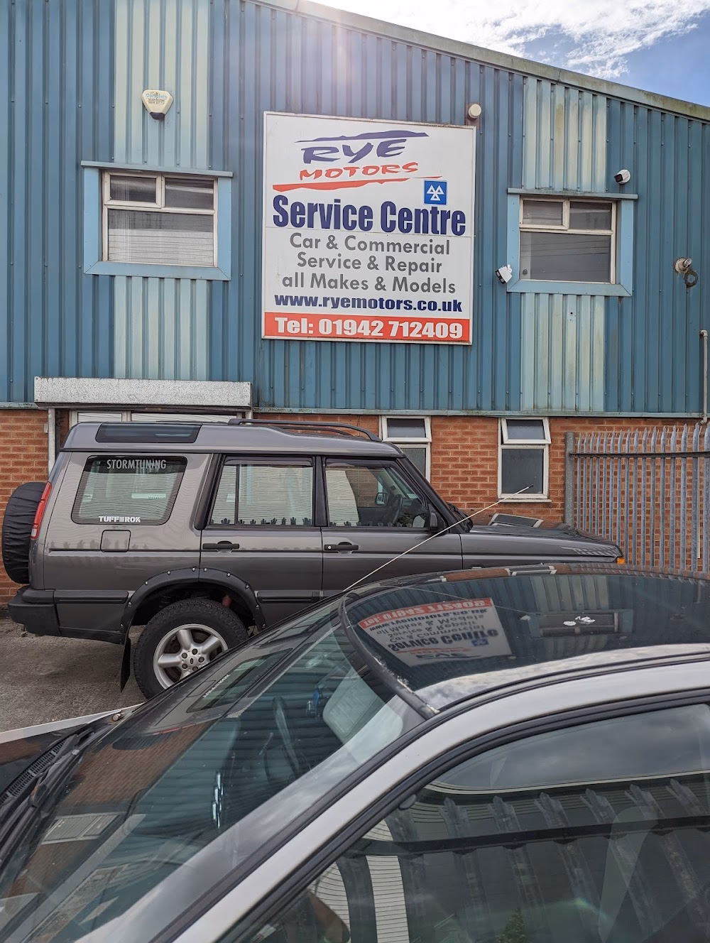 Where can I get a service & Mot in Rye?