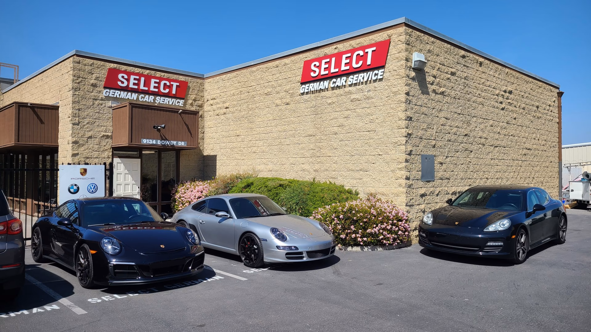 Who is select car leasing?