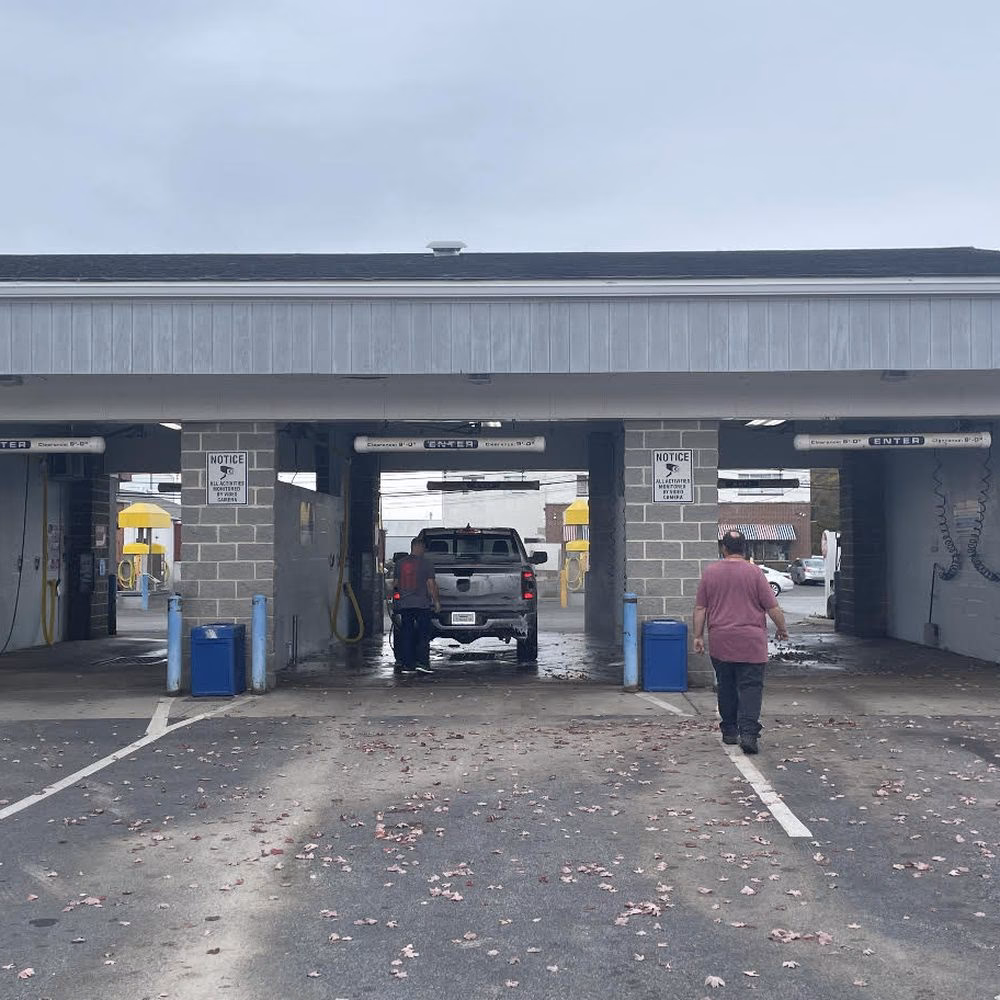 How many car washes were found within 3 miles of 'Chester'?