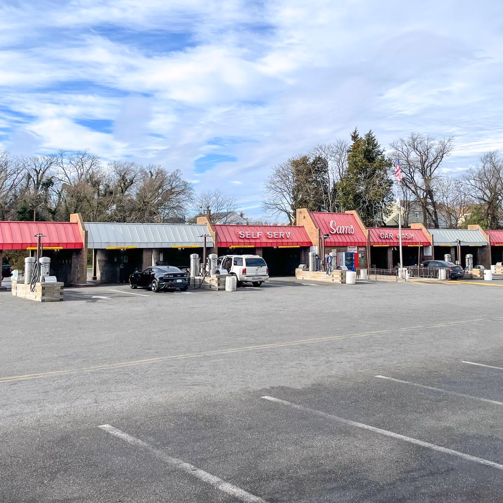 Are there car wash facilities in Washington?