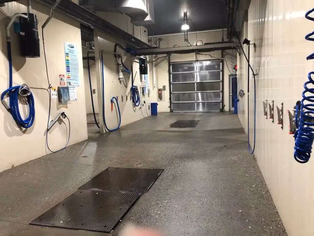 Who are splash Autocare?