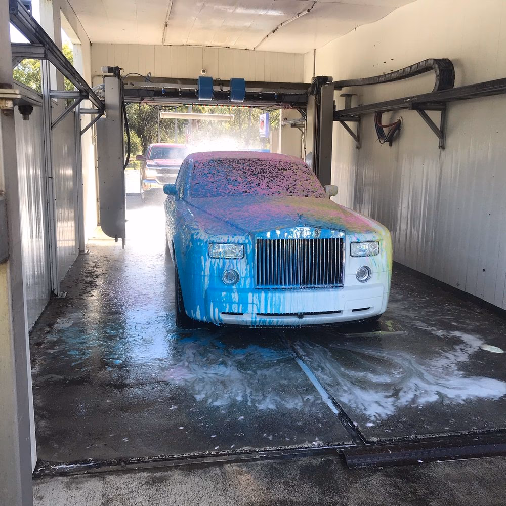 Where can I wash my car in Isle of Wight?