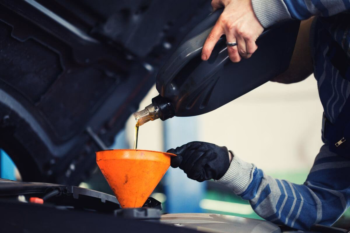 Do I need a oil change before leaving a car?