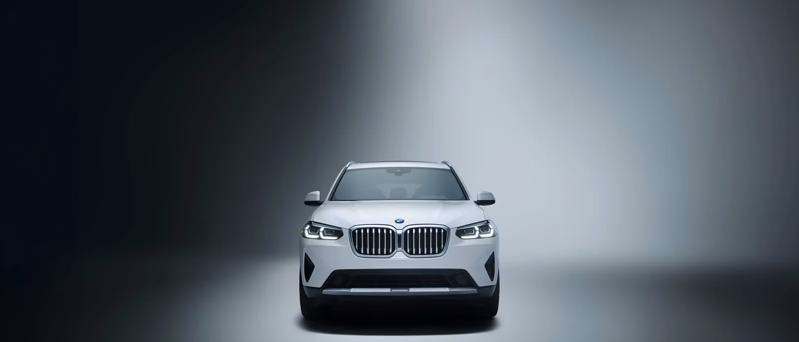 Does Sixt offer customer service?