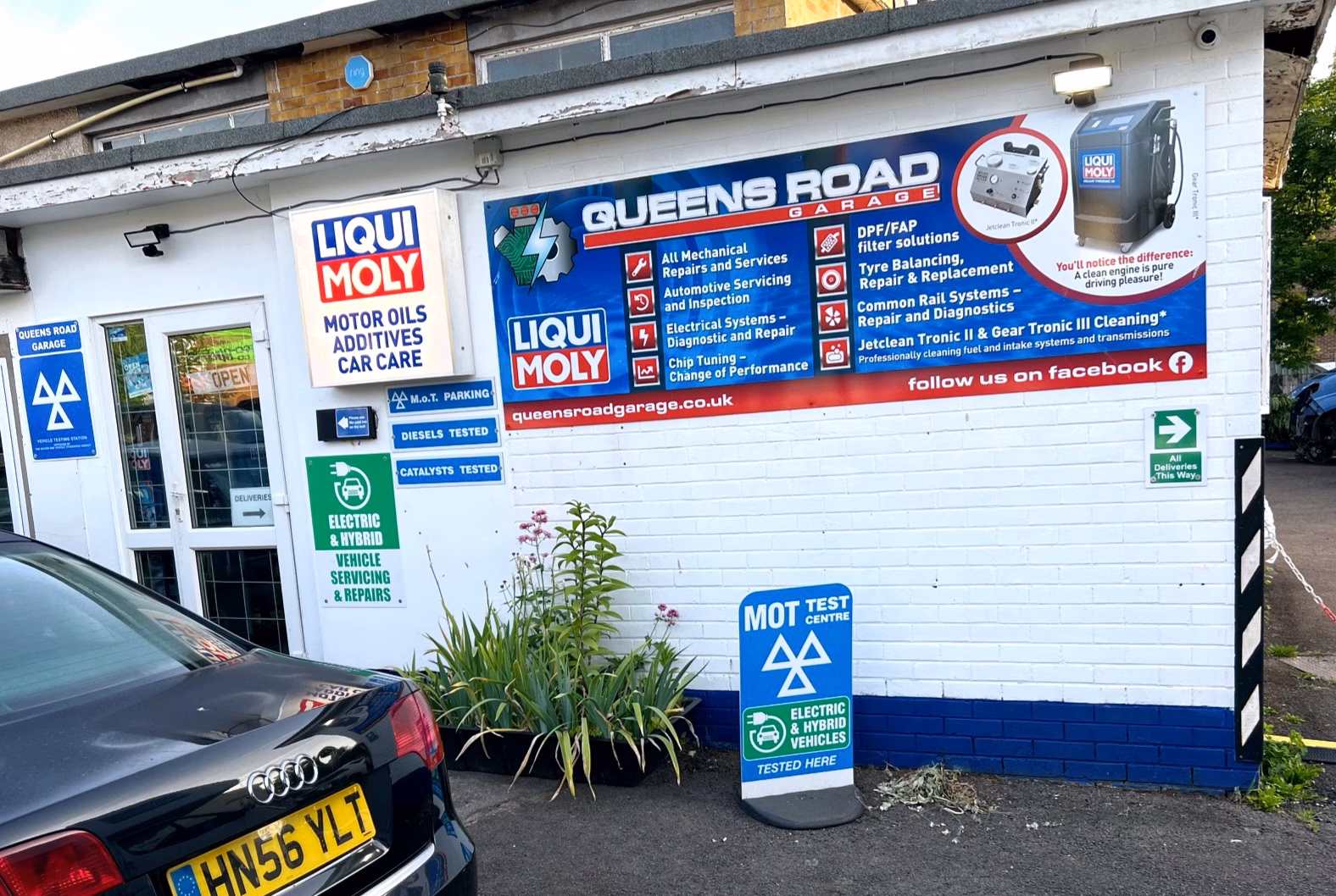 Who is Mobile Servicing Bristol?